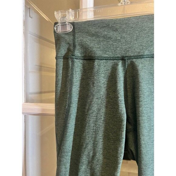 Outdoor Voices Size XS 3/4 Warm Up Leggings Hunter Green Space Dye Stretch - Picture 4 of 7